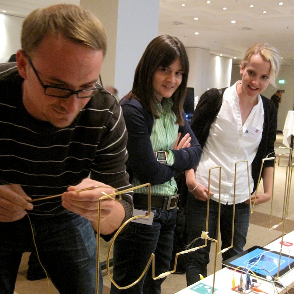 Super Buzzer (Buzz Wire)